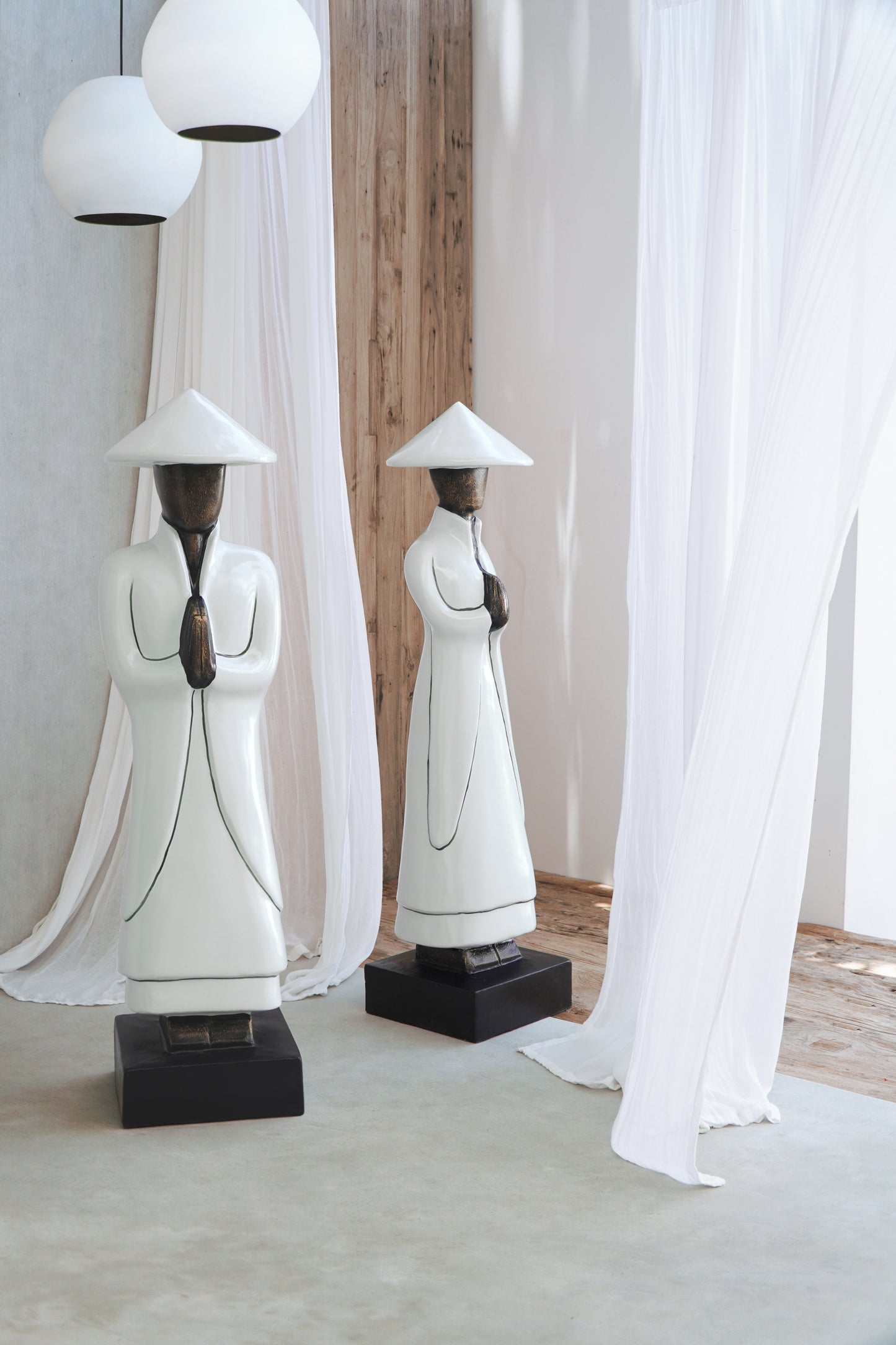 Chinese Hat Figure Female - Right