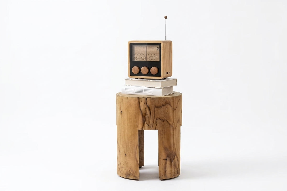 Suar stool Gigit – boho furniture handcrafted in Bali by BaliSouk (vue 3)