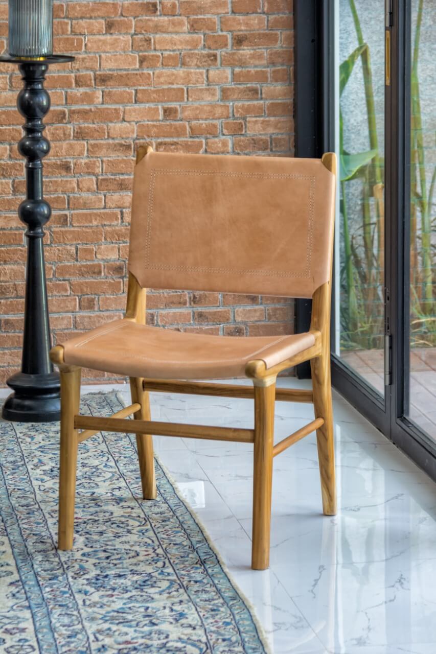 Bali Furniture – Katjia Dining Chair – The Katjia Dining Chair Leather brings w
