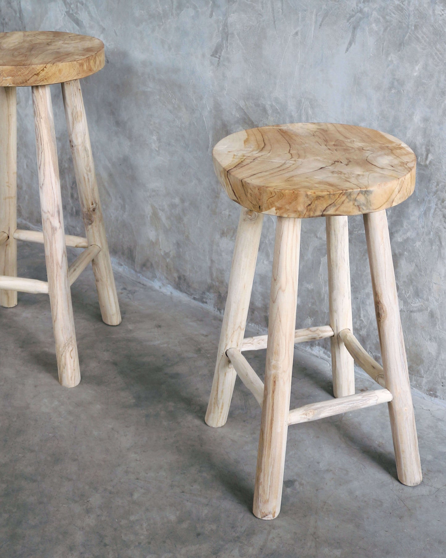 Bali Furniture – Kansas Java Stool – The Kansas Java Stool adds depth and cha