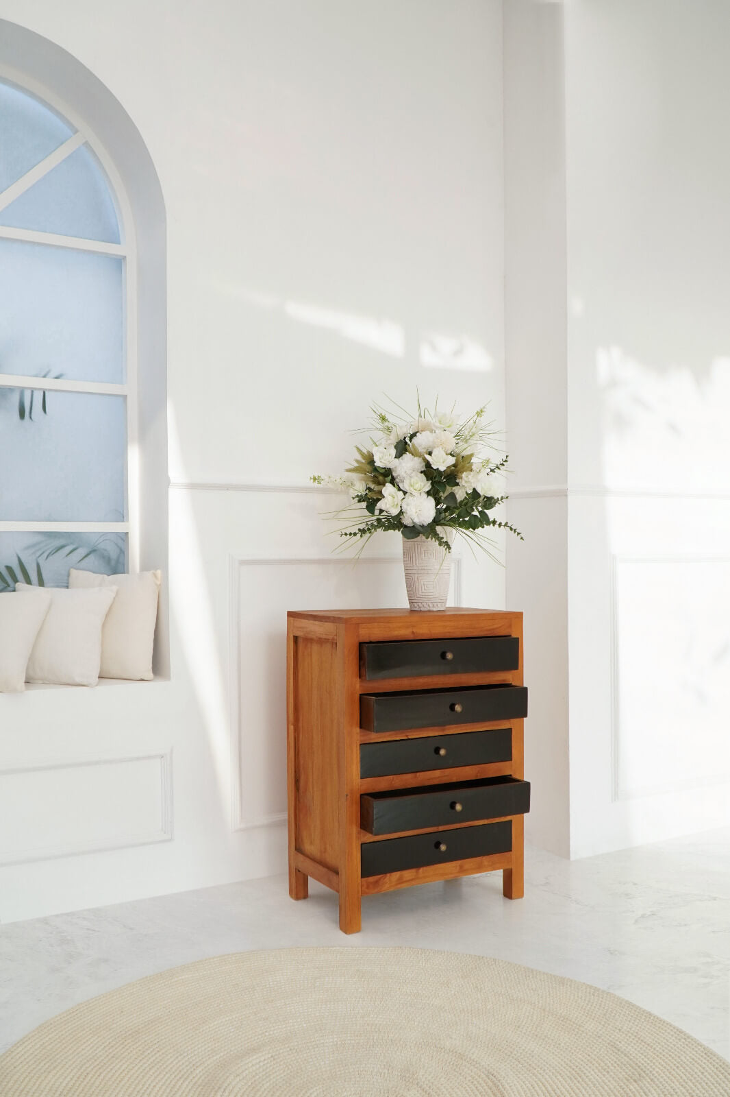Hagen Cabinet With Five Drawers
