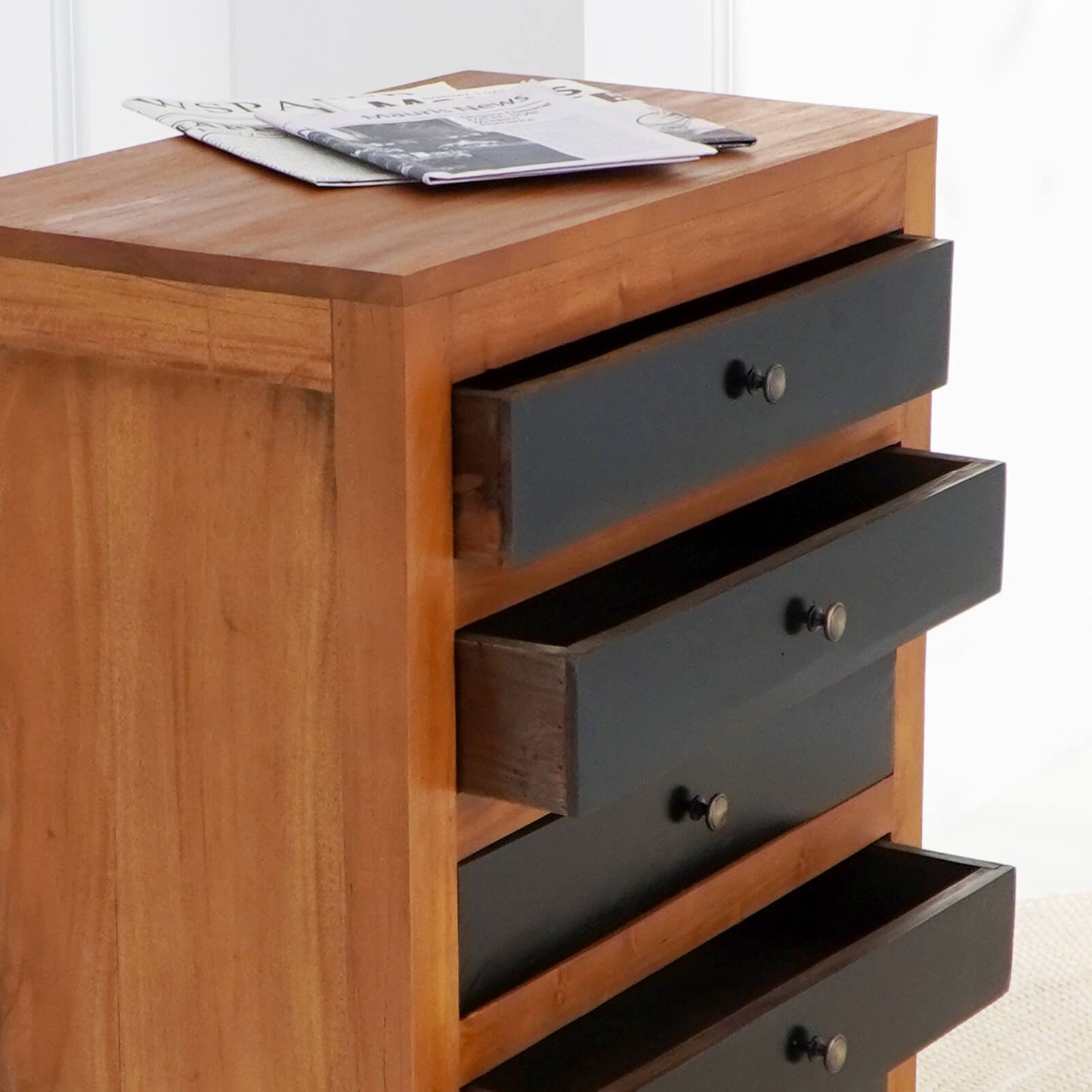 Hagen Cabinet With Five Drawers