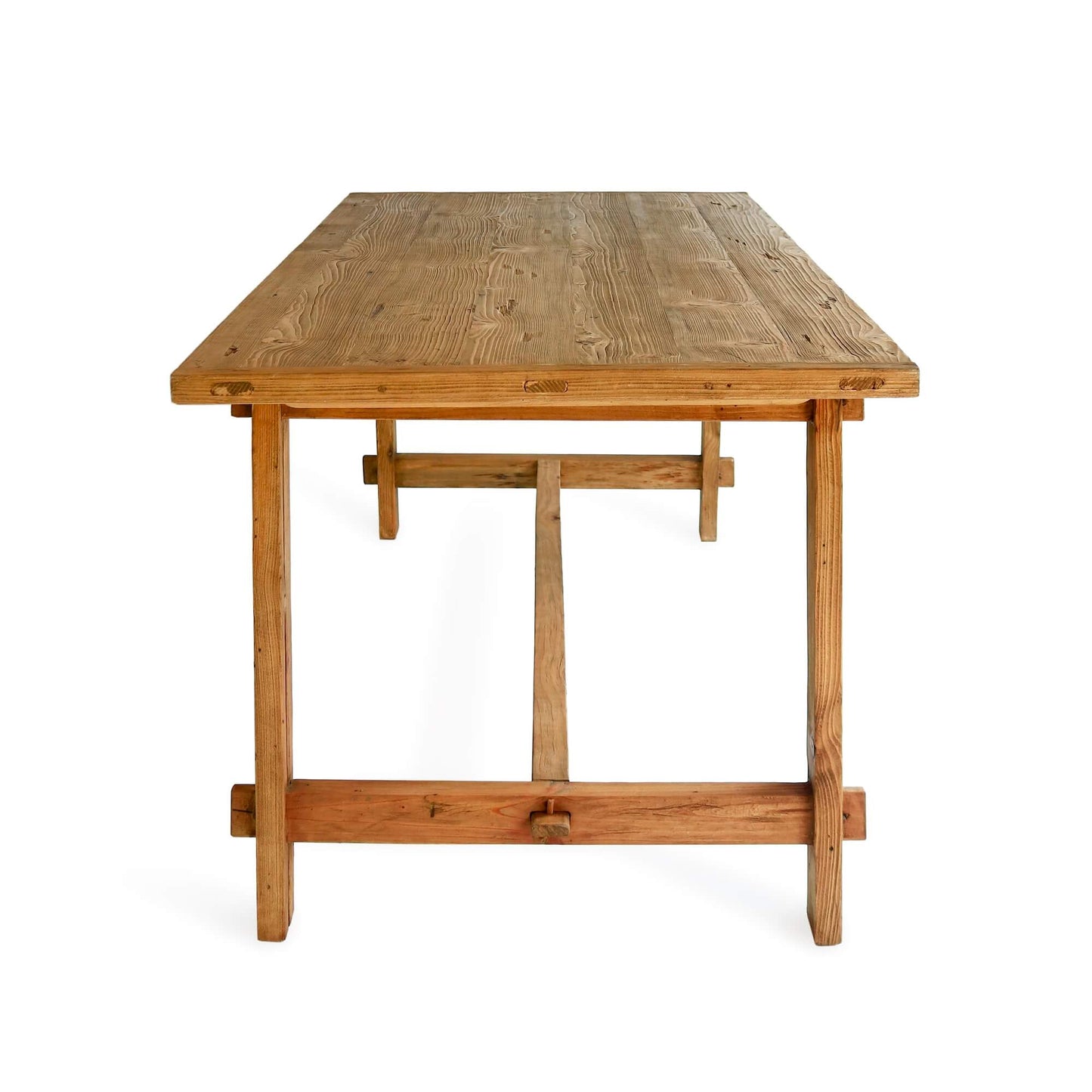 Baubau Dining Table