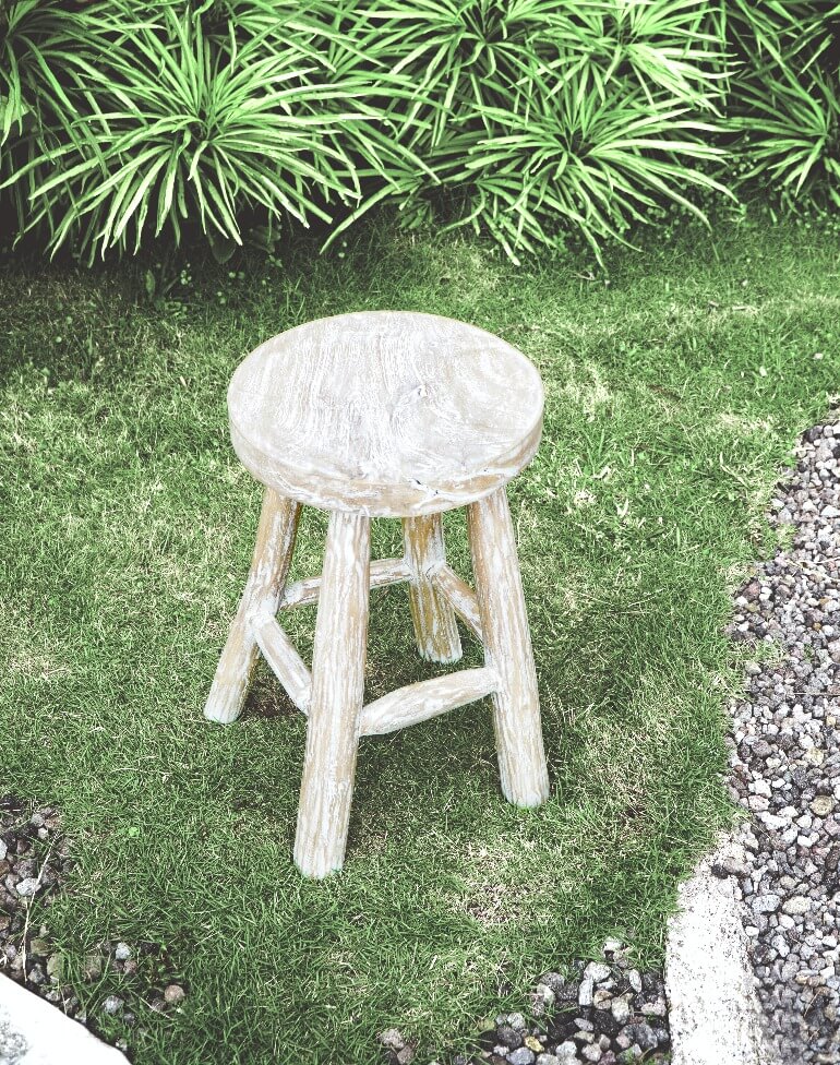 Bali Furniture – Kansas Stool – The Kansas Stool Small 2 offers a calm,