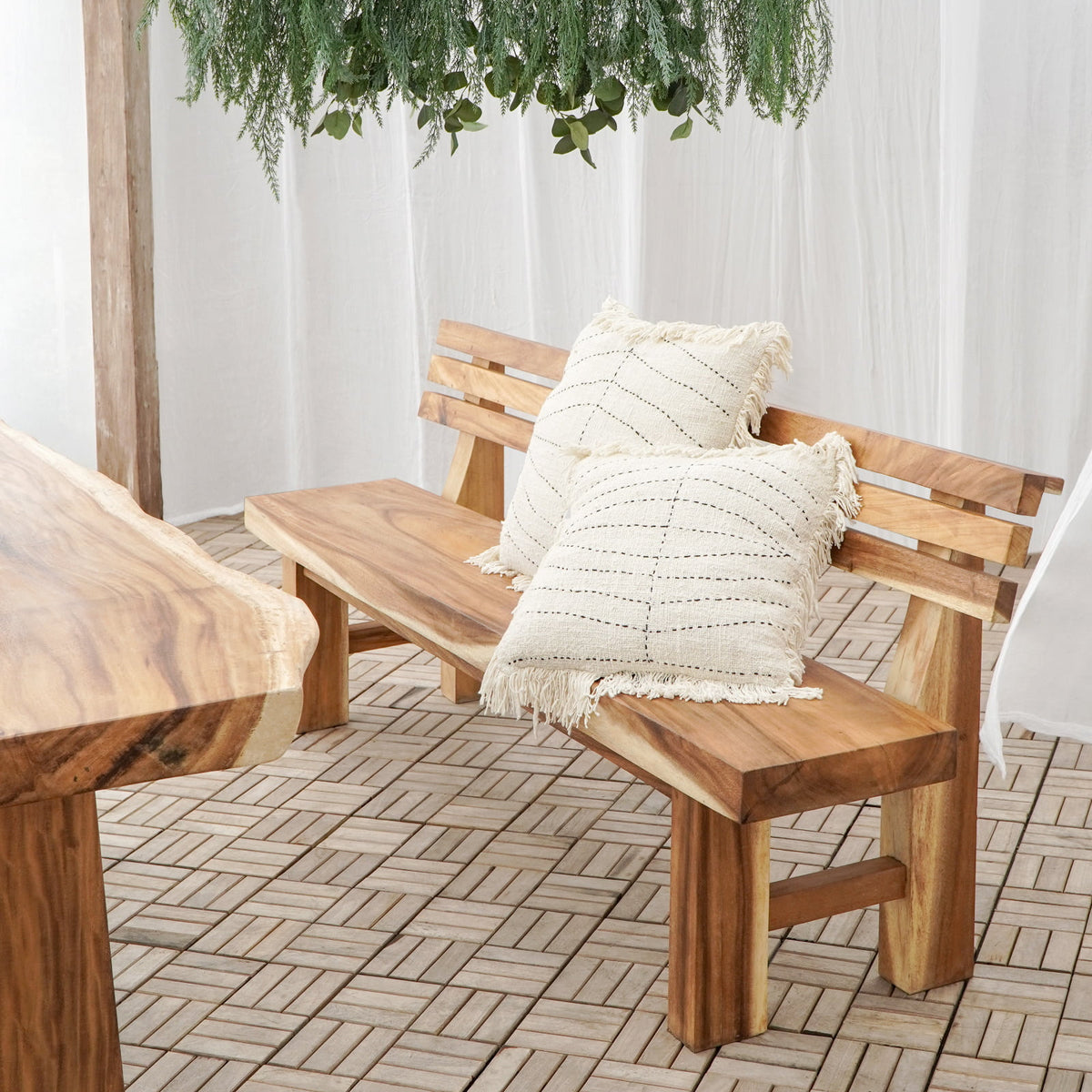 Suar wood bench Mentawai – boho furniture handcrafted in Bali by BaliSouk