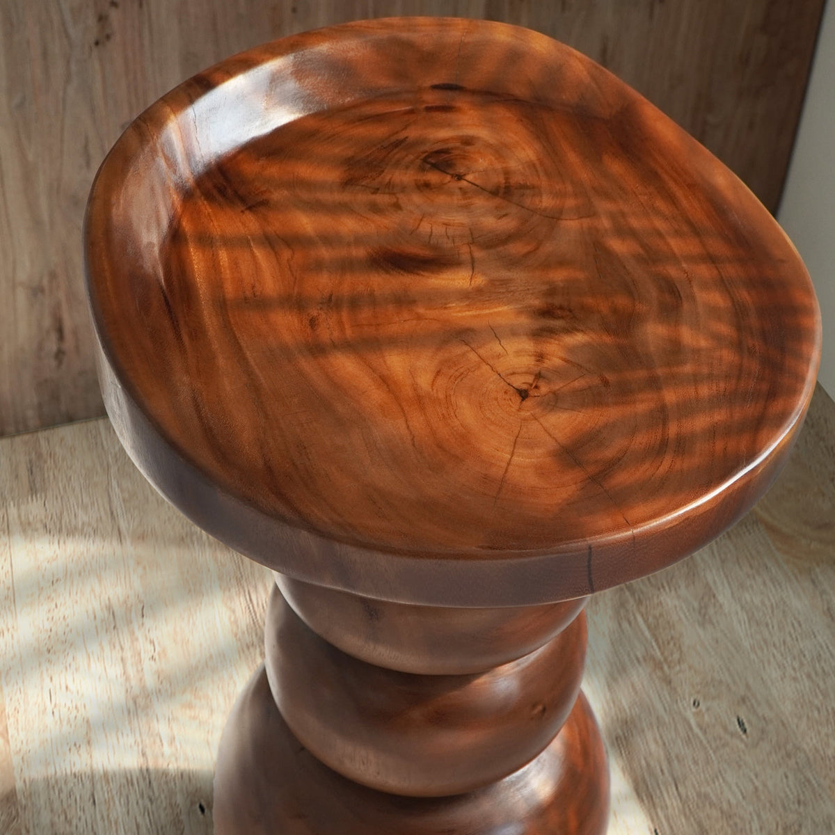 suar stool Dino – boho decor handcrafted in Bali by BaliSouk (view 2)