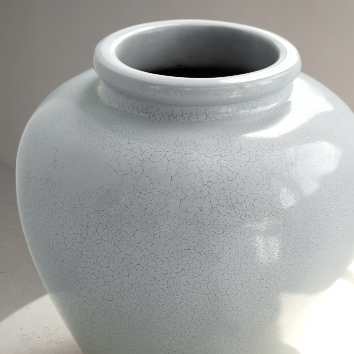 Mateo Glossy vase in natural materials – boho decor by BaliSouk