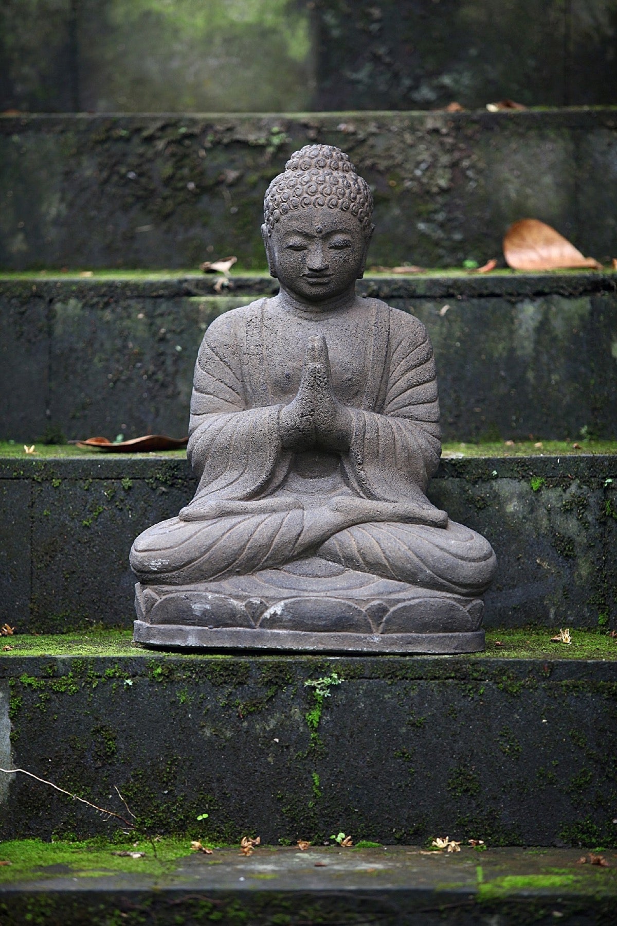 Bali Furniture – Buddha Samadhi – The Buddha Samadhi brings warmth, textur
