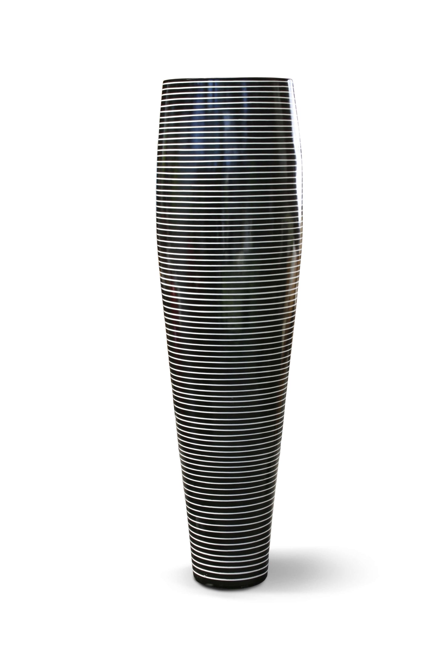 Bali Furniture – Lamia Vase – The Lamia Vase offers a calm, collected