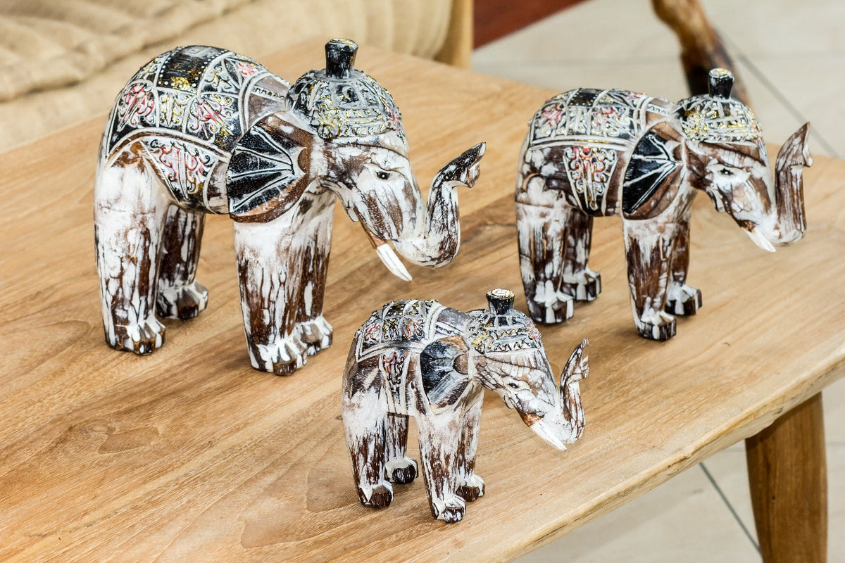 Elephant Family sculpture by BaliSouk – boho decor made in Bali