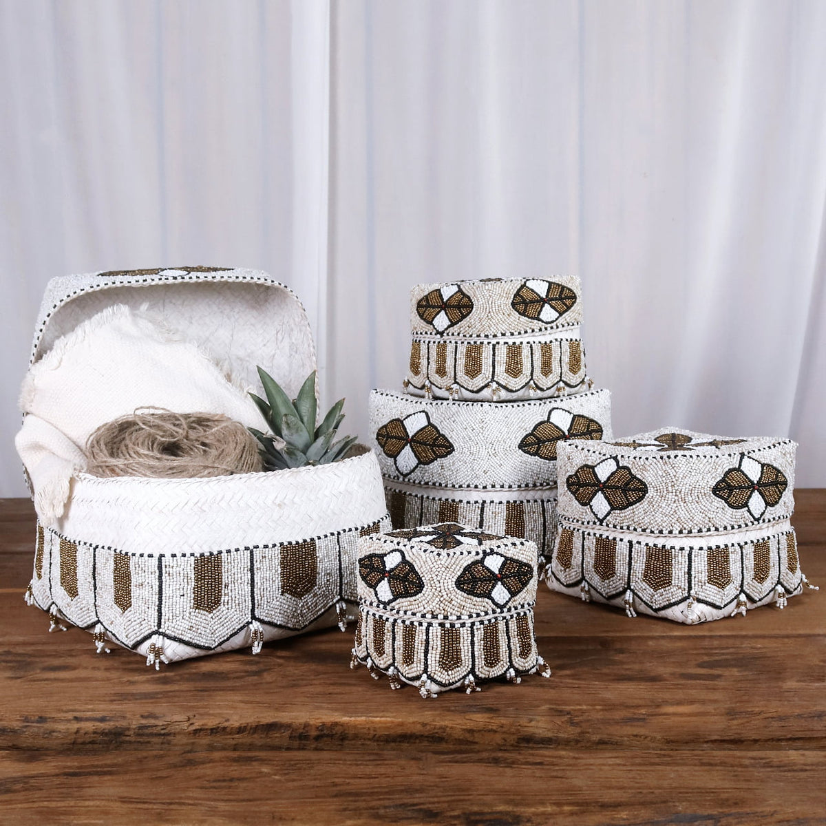 Handmade bamboo box – the Kalimantan, boho decor made in Bali