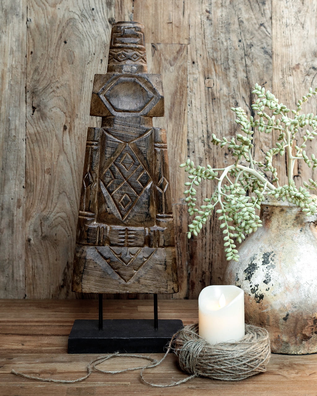 Suar wood decorative stand Gudalur – boho decor, handwoven and handmade in Bali