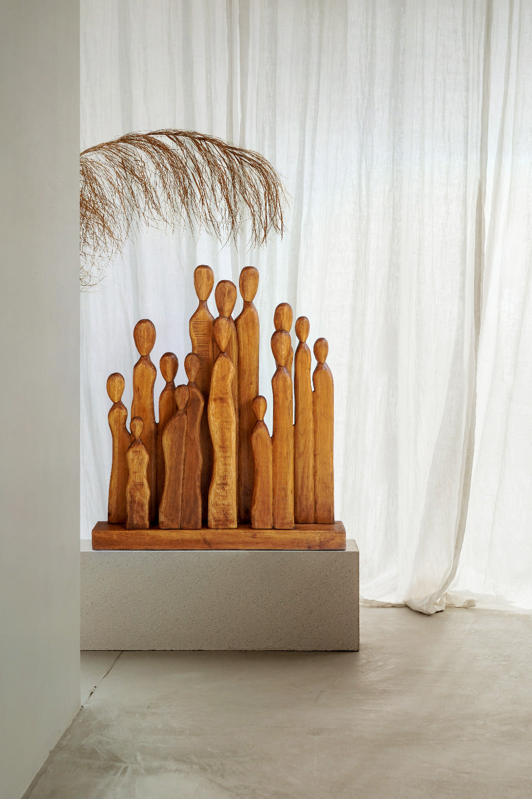 Albasia wood decorative piece Family Object – boho decor handcrafted in Bali by BaliSouk