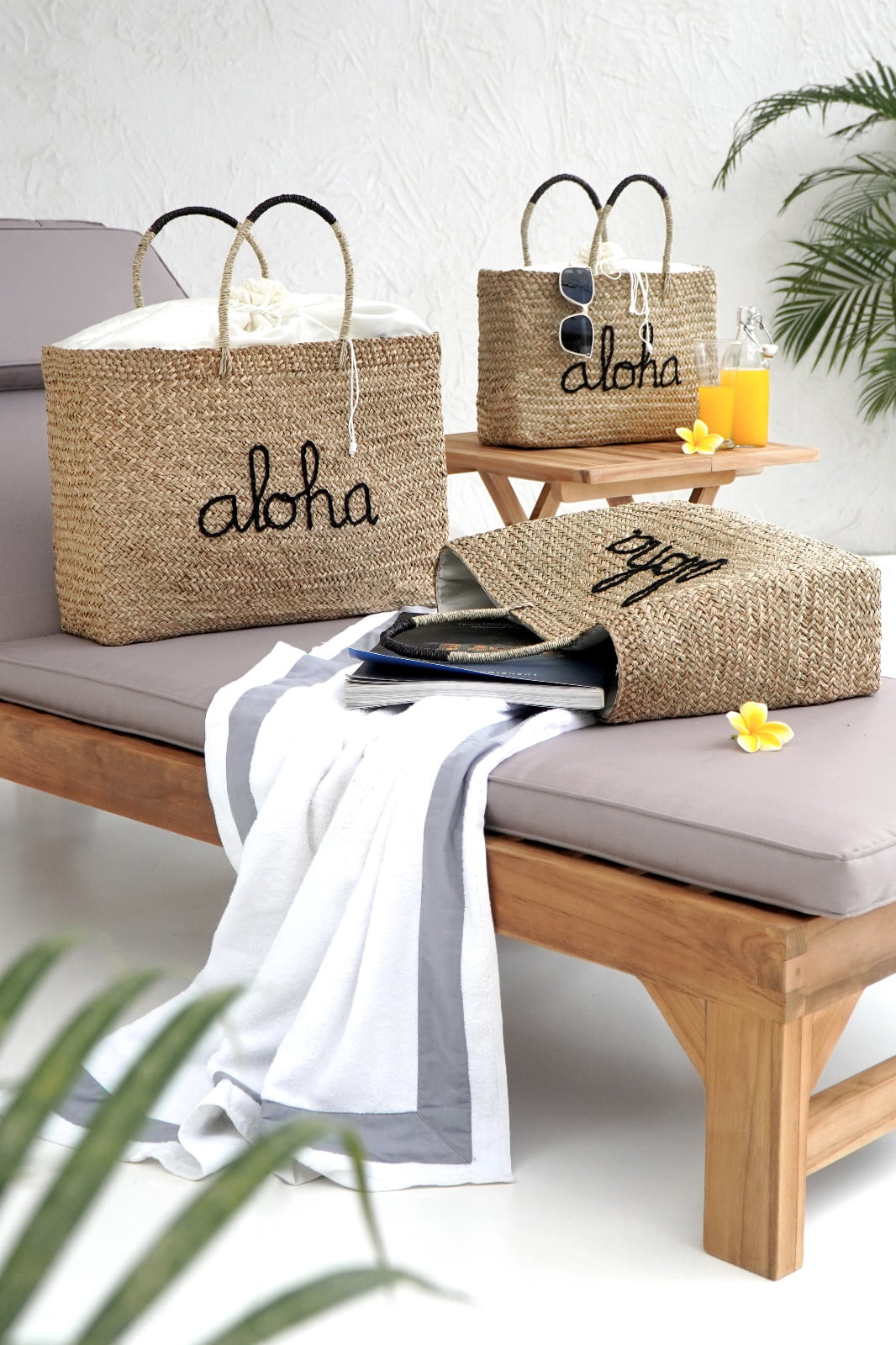 Handmade mendong handbag – the Aloha, boho decor made in Bali