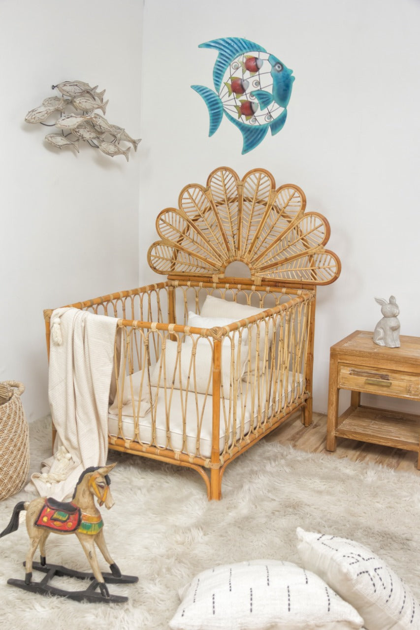 Cecil baby bed in natural materials – boho furniture by BaliSouk