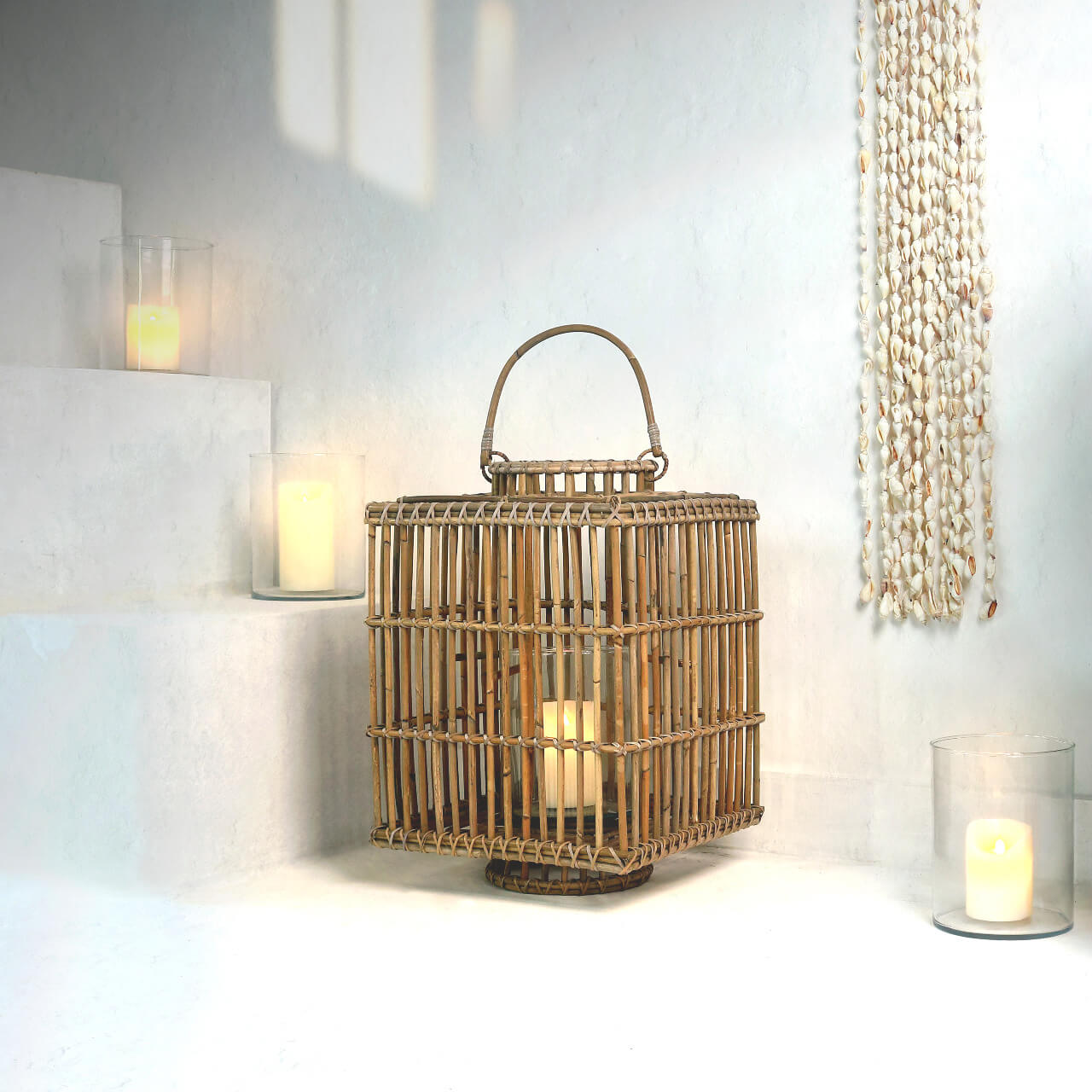 Koko Lantern Square Medium With Handle And Clear Glass