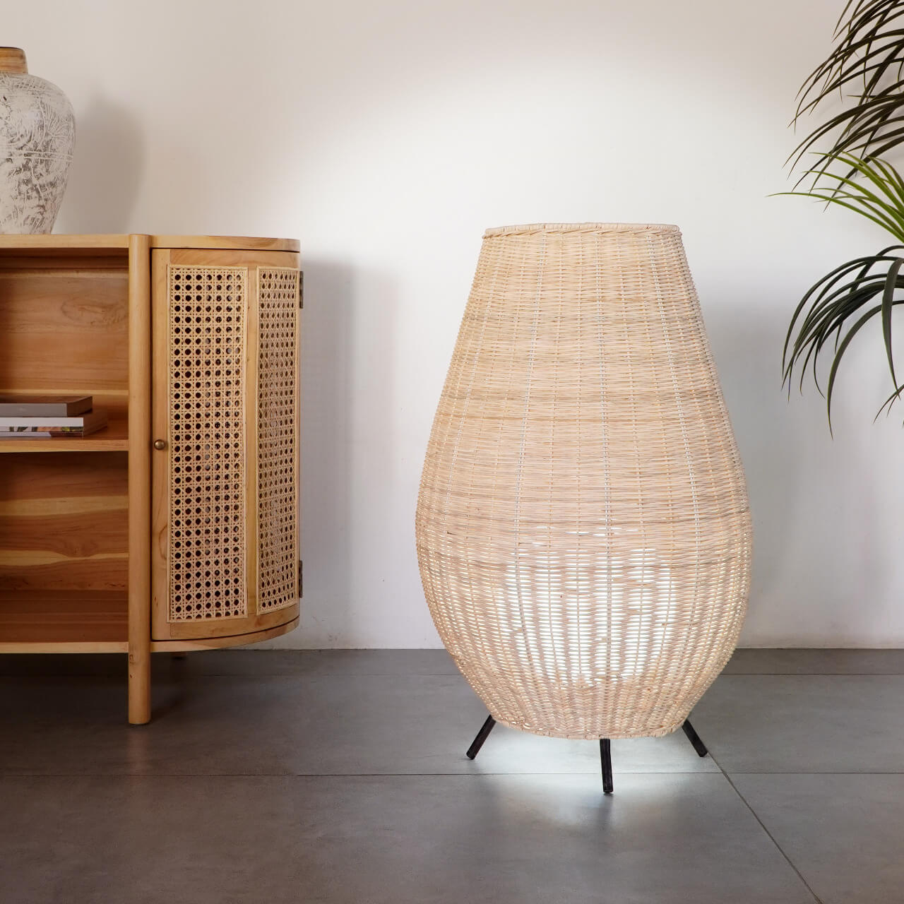 Nice Rattan Standing Lamp Without Electric Cable