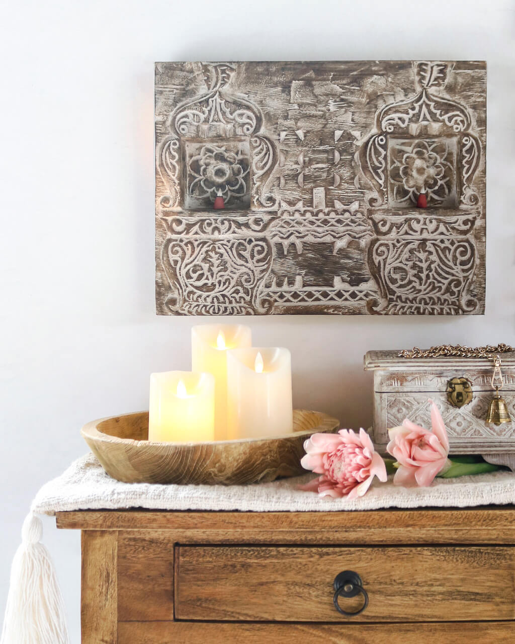 Rohit Candle Holder Carving