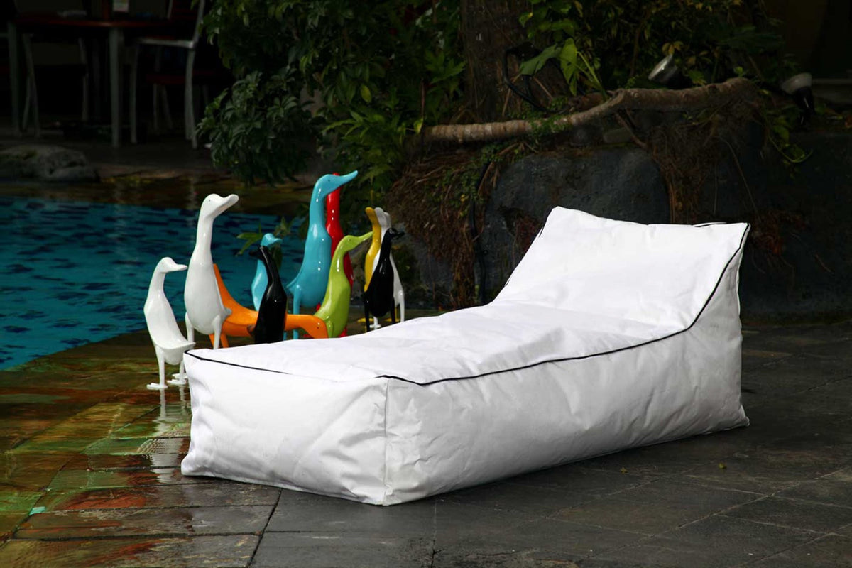 The Clade sun lounger – natural materials, boho furniture handmade in Bali
