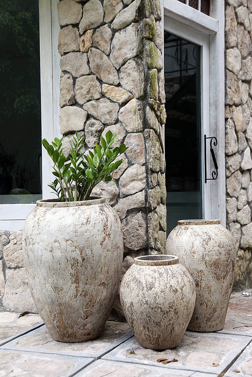 Sparta Straight Neck Round Vase Deco S/3