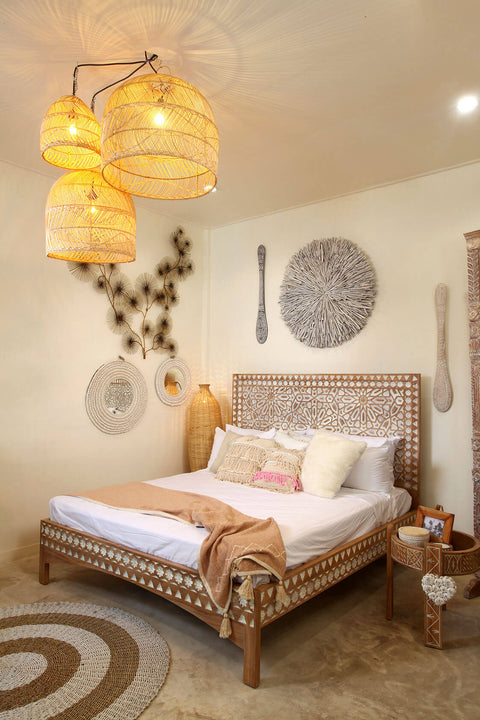 Handcrafted beds from Bali – teak bed frames – BaliSouk