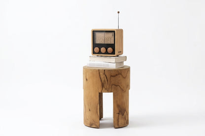 Suar stool Gigit – boho furniture handcrafted in Bali by BaliSouk (vue 3)