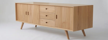 Teak low cabinet Oslo 2 – boho furniture handcrafted in Bali by BaliSouk (vue 8)