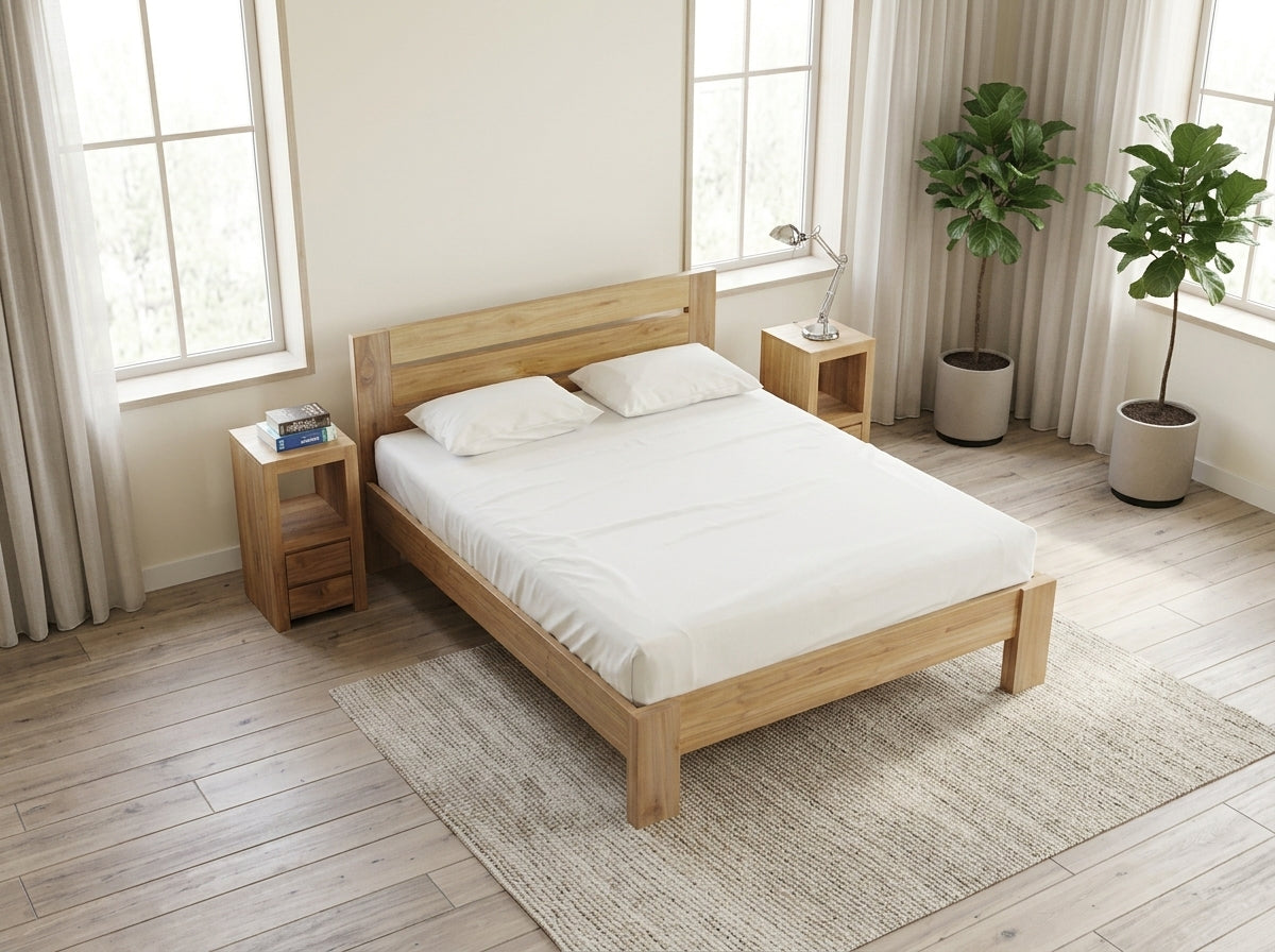Teak bed Eli – boho furniture handcrafted in Bali by BaliSouk (vue 3)