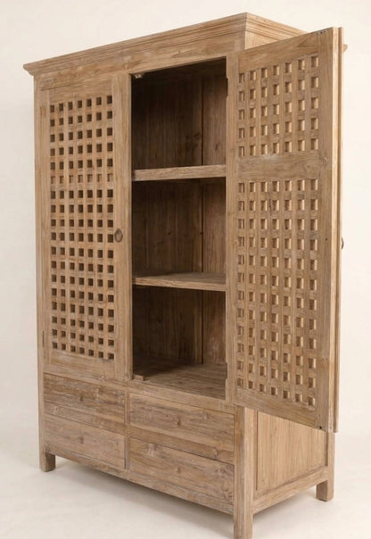 Teak wardrobe Kotak – boho furniture handcrafted in Bali by BaliSouk (vue 3)
