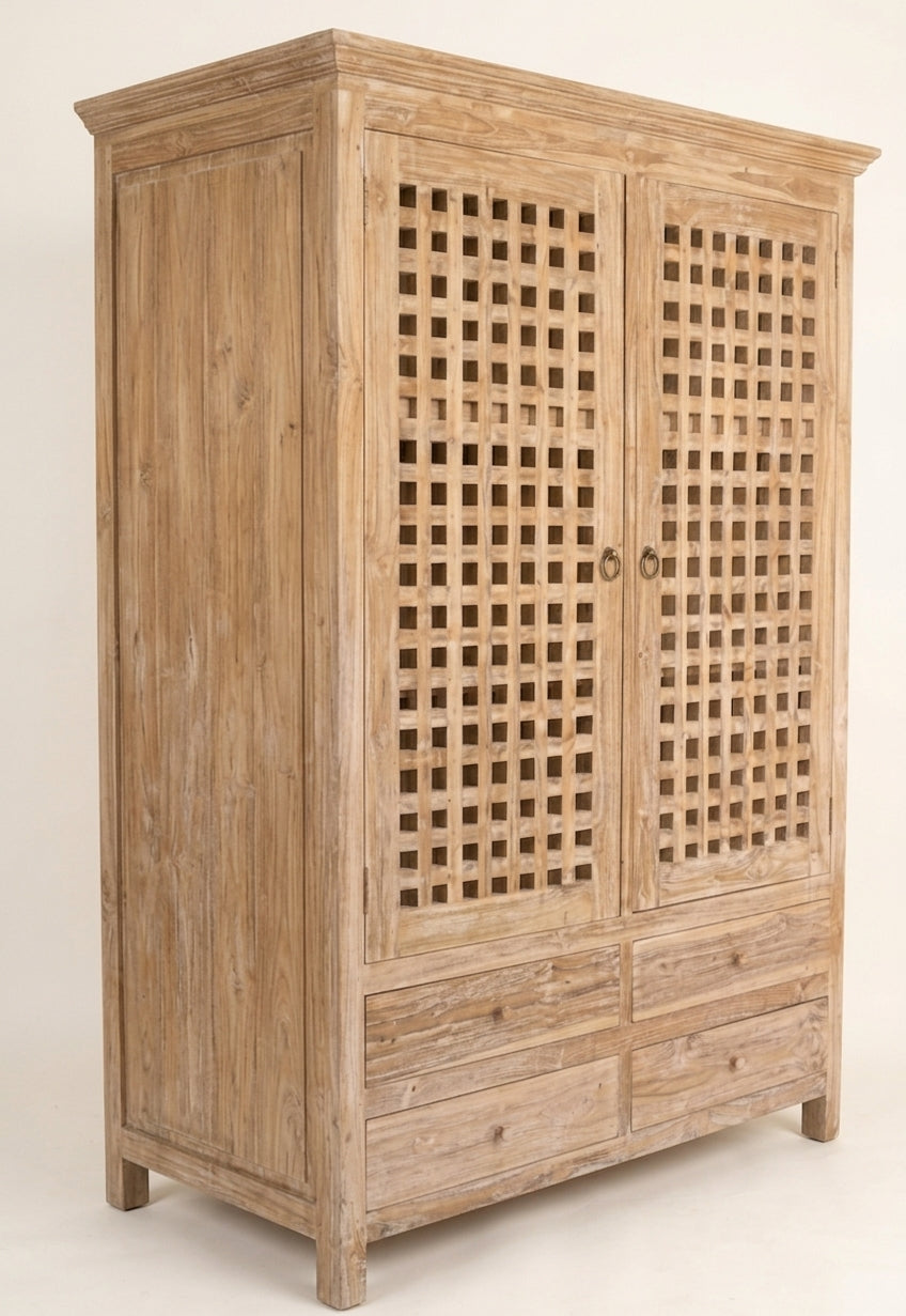 Teak wardrobe Kotak – boho furniture handcrafted in Bali by BaliSouk (vue 6)
