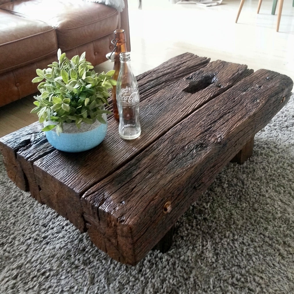 Reclaimed Wood coffee table Railway Wood – boho furniture handcrafted in Bali by BaliSouk (vue 2)