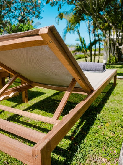 Teak sun lounger Roda Batyline – boho outdoor furniture handcrafted in Bali by BaliSouk – set of 2