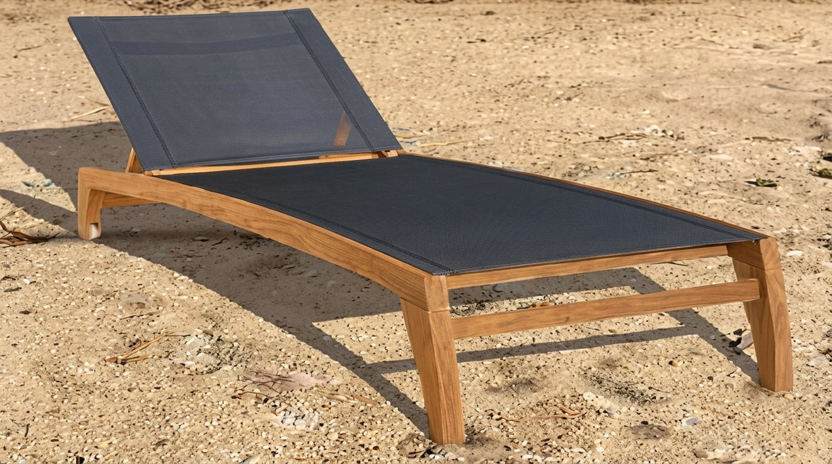 Teak sun lounger Azur Batyline – boho outdoor furniture handcrafted in Bali by BaliSouk (view 3) – set of 2