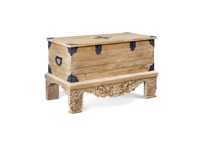 Handmade teak trunk – the Dita, boho furniture made in Bali