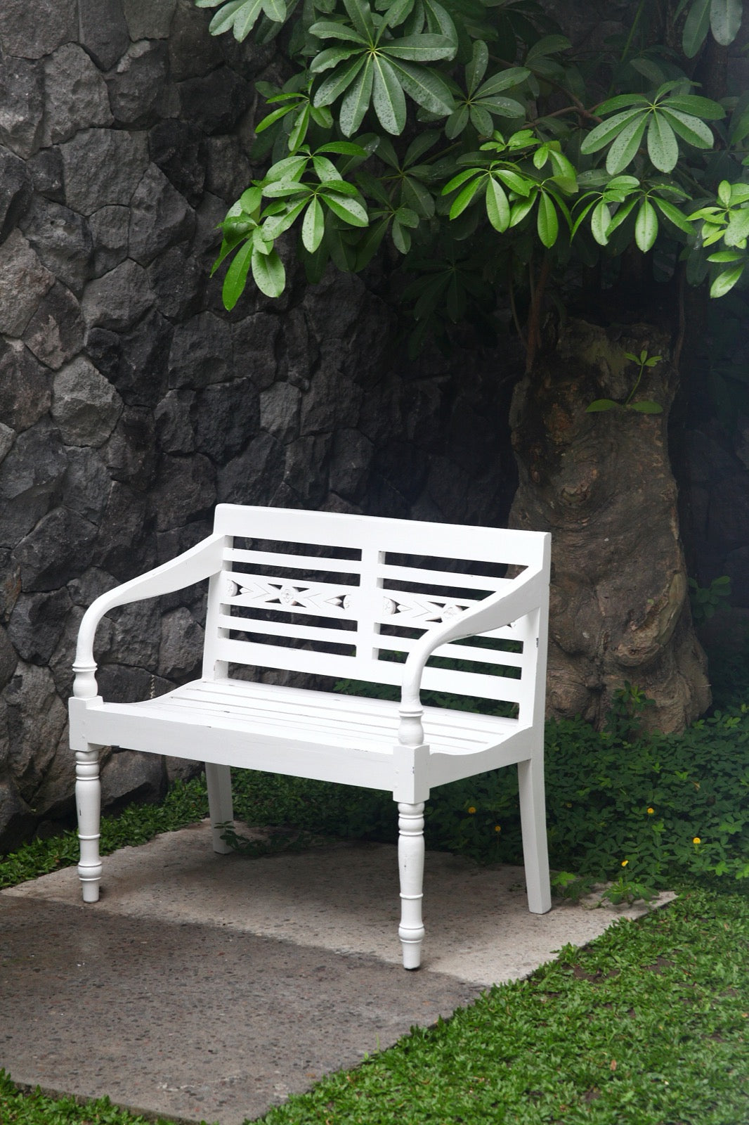 Handmade mahogany bench – the William, boho furniture made in Bali
