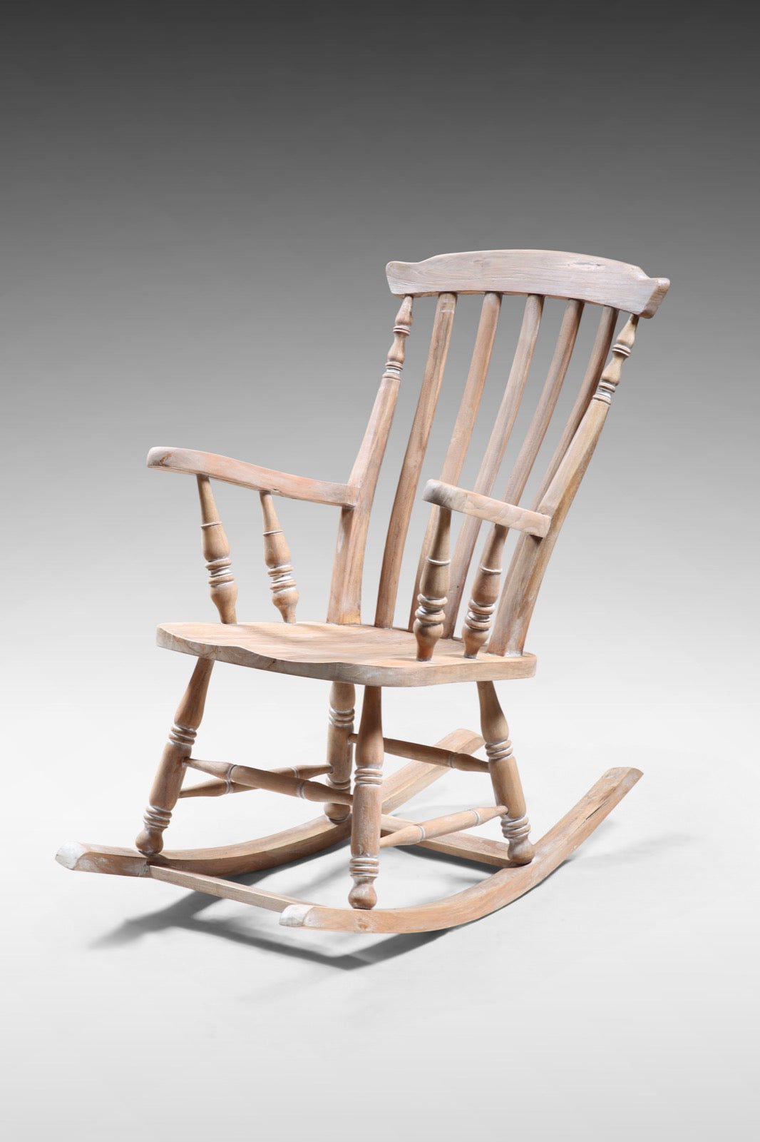 The Mama rocking chair – natural materials, boho furniture handmade in Bali