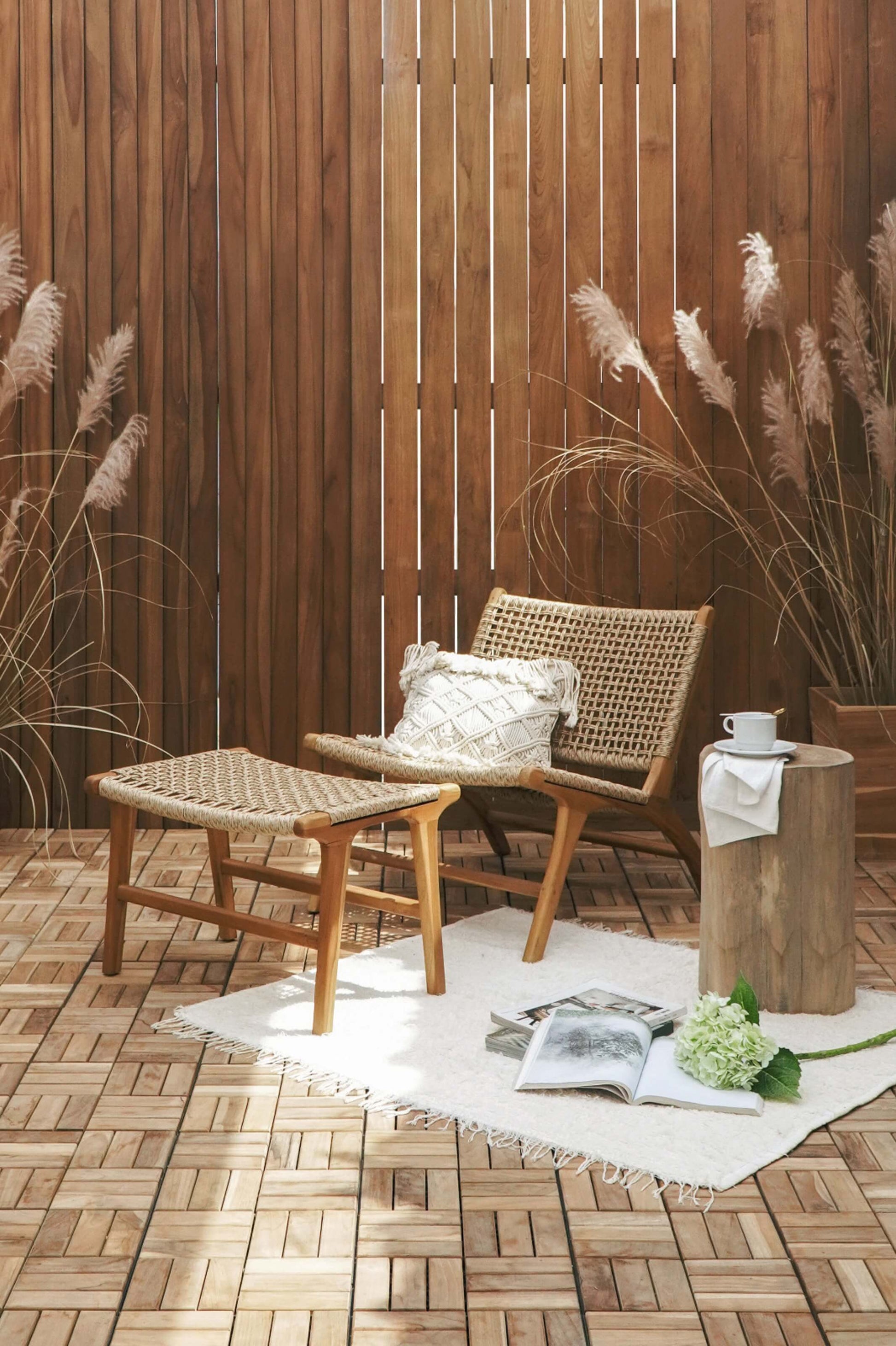 Bali Furniture – Paris Catania Chair – The Paris Catania Chair brings warmth, t