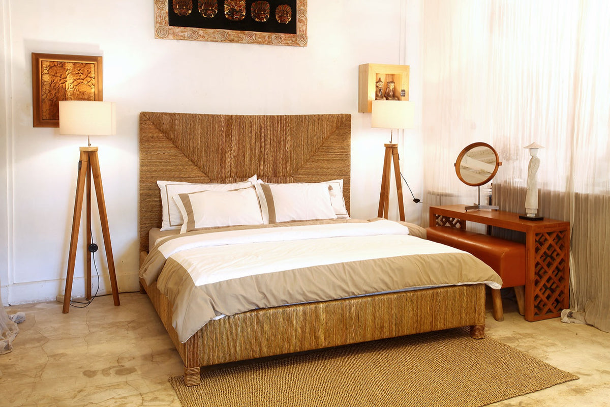 The Rush bed – natural materials, boho furniture handmade in Bali
