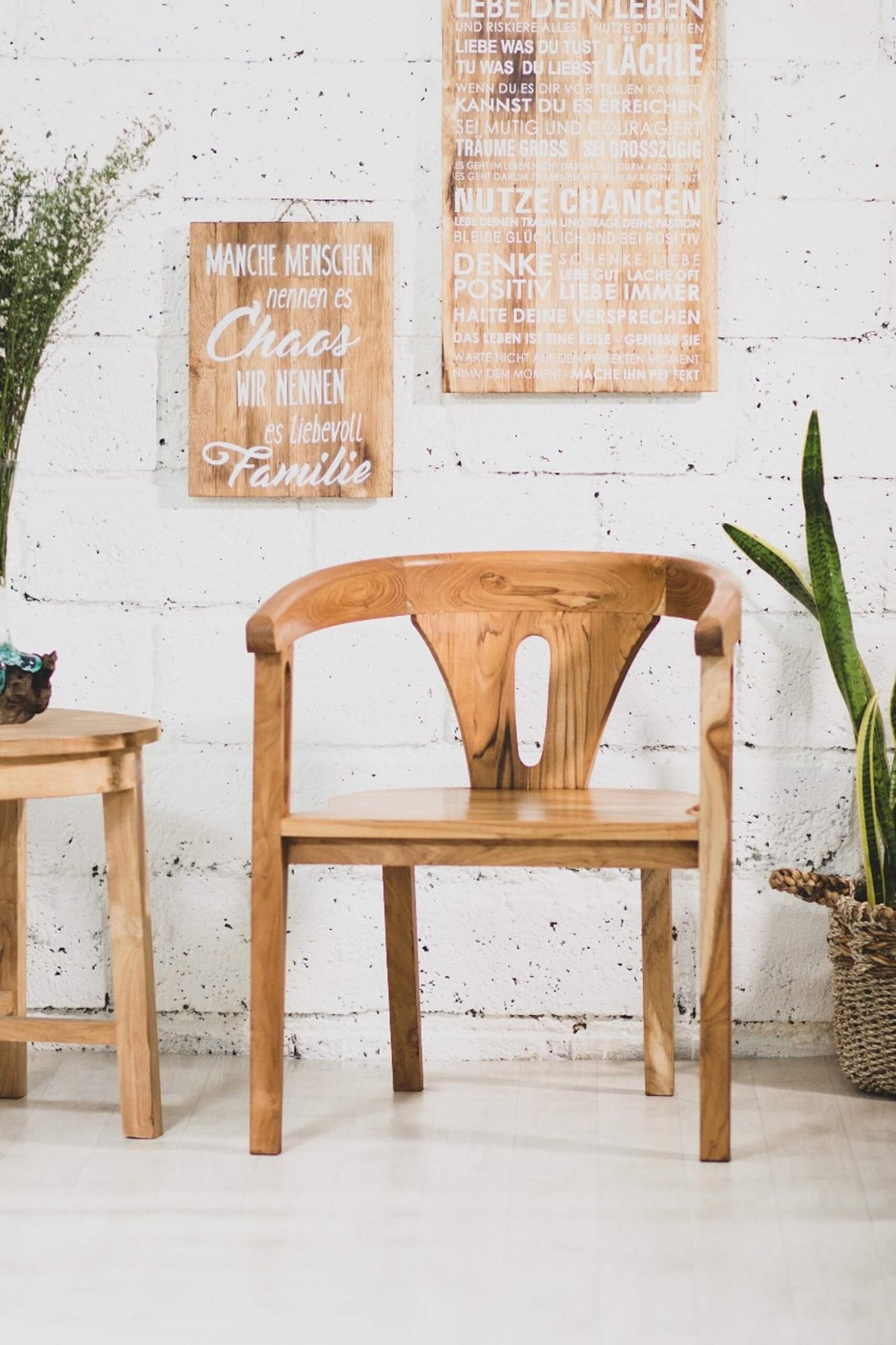 Agustino Arm Chair Without Cushion