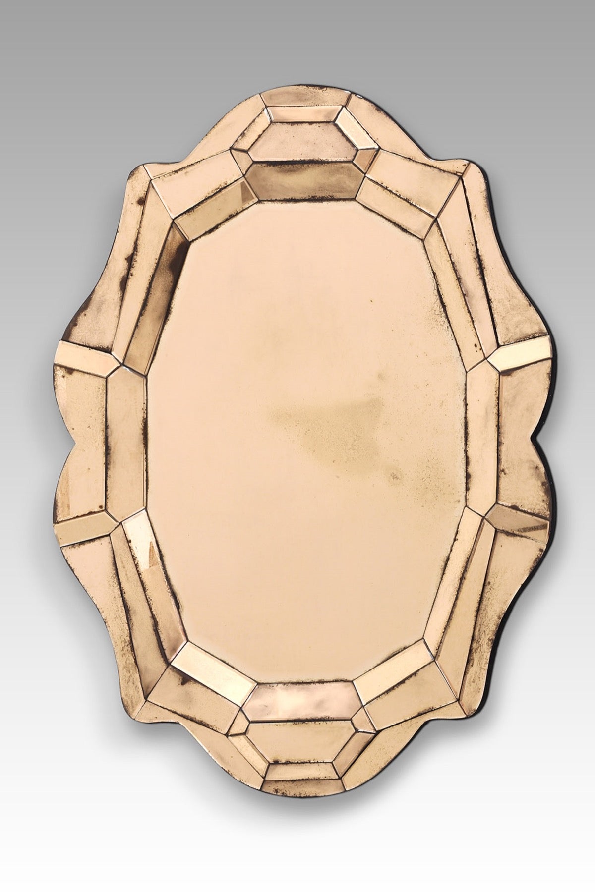 Classis Shape Mirror