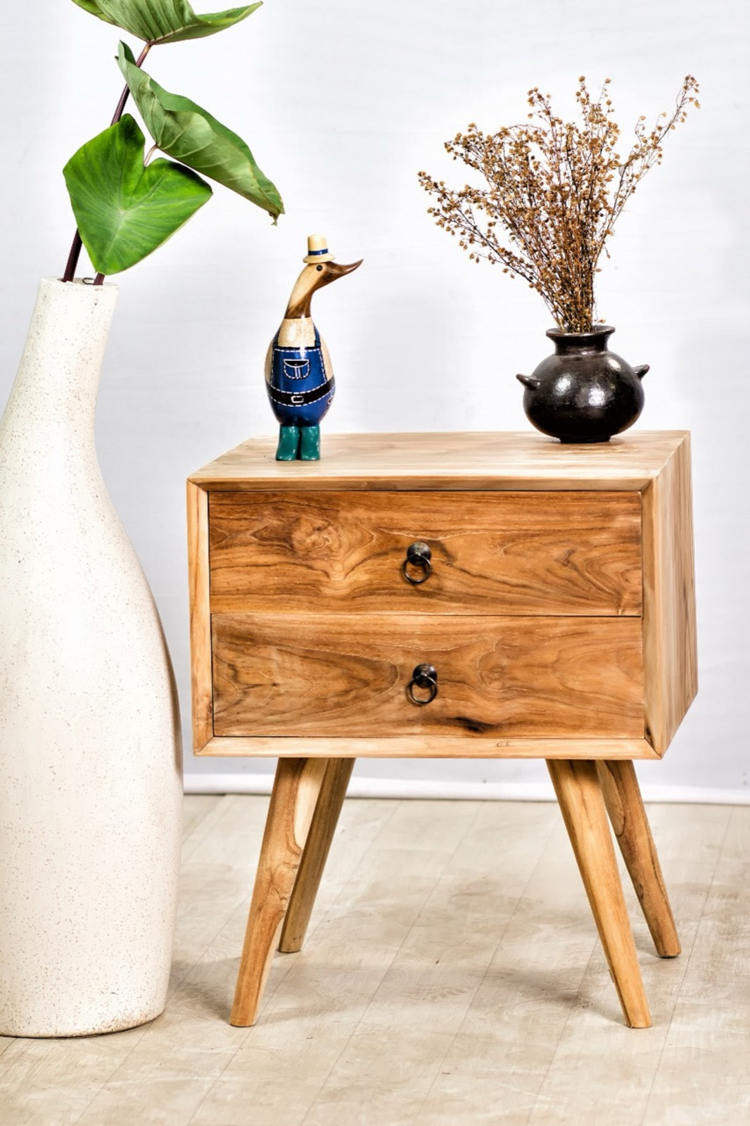 Bongo side table in natural materials – handmade boho furniture from Bali