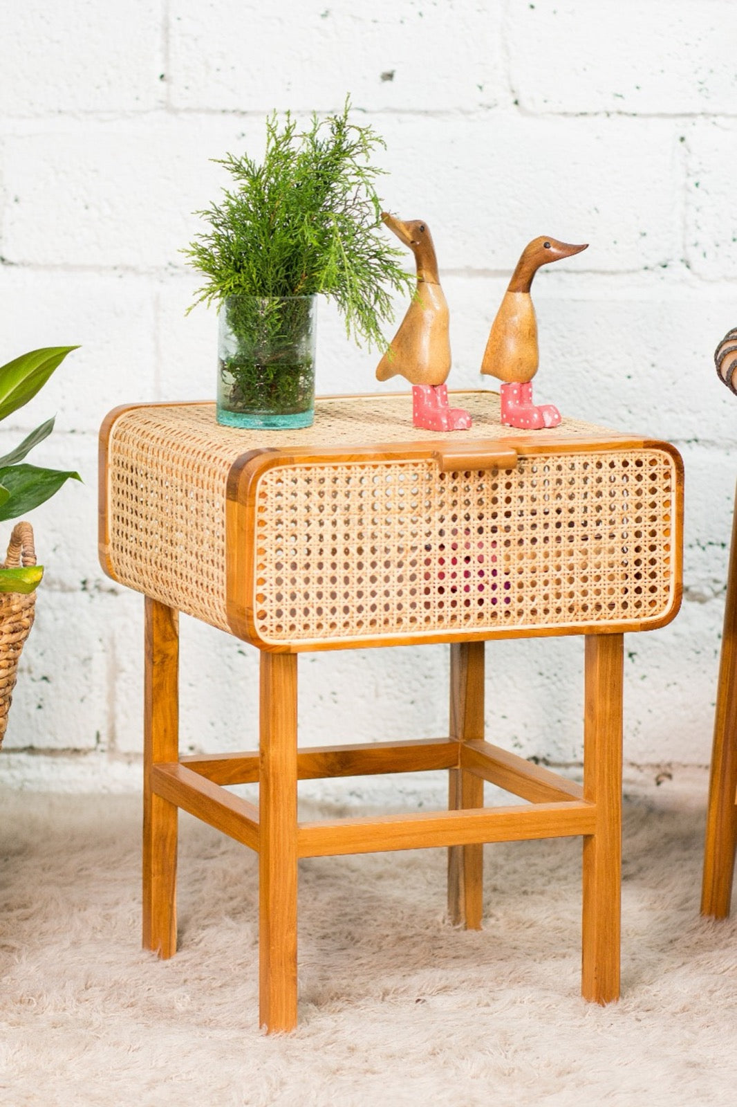 Teak side table – Eiffel Curve – boho furniture handmade in Bali by BaliSouk