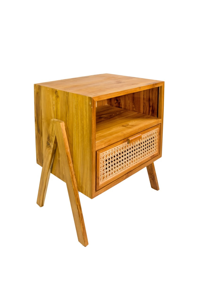 Teak side table Dimi – boho furniture, handwoven and handmade in Bali