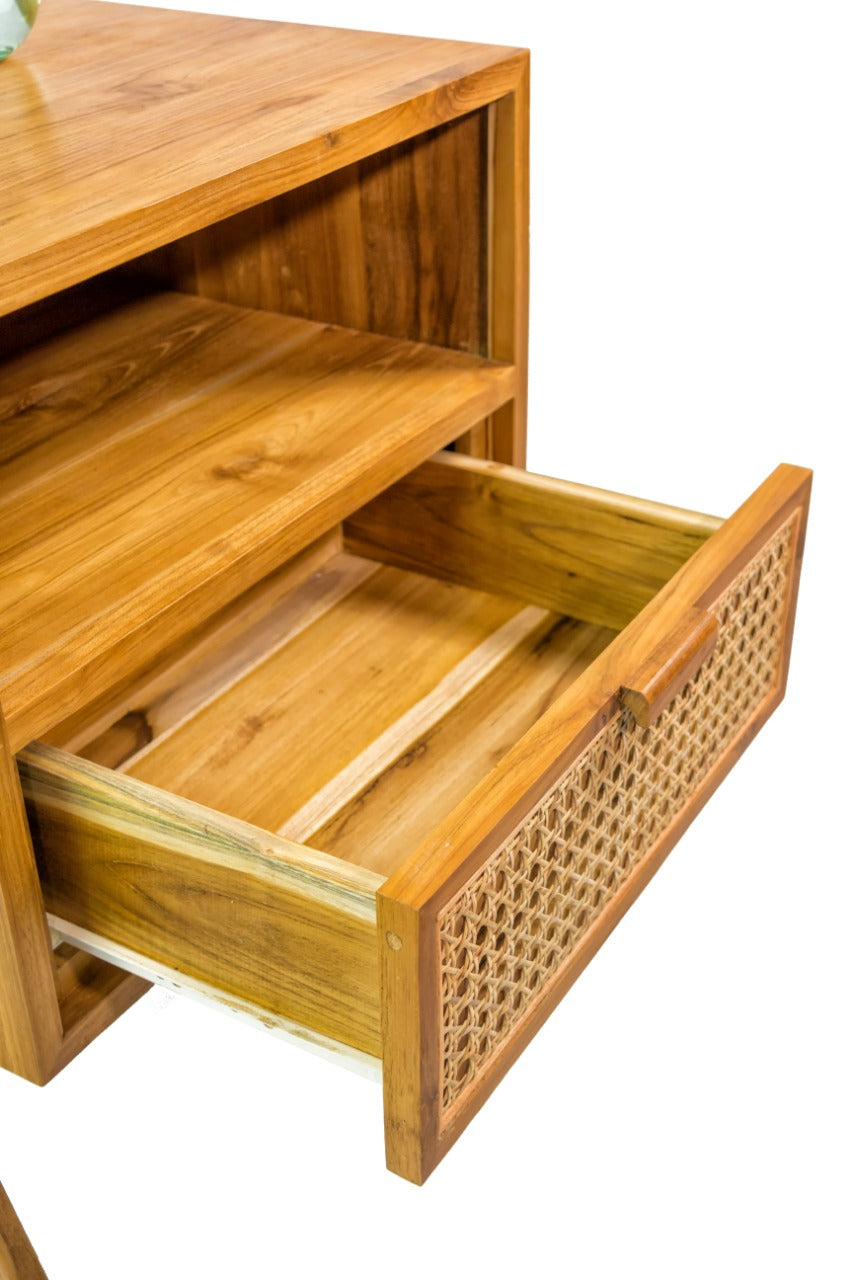 Teak side table – Dimi, natural natural materials in boho style