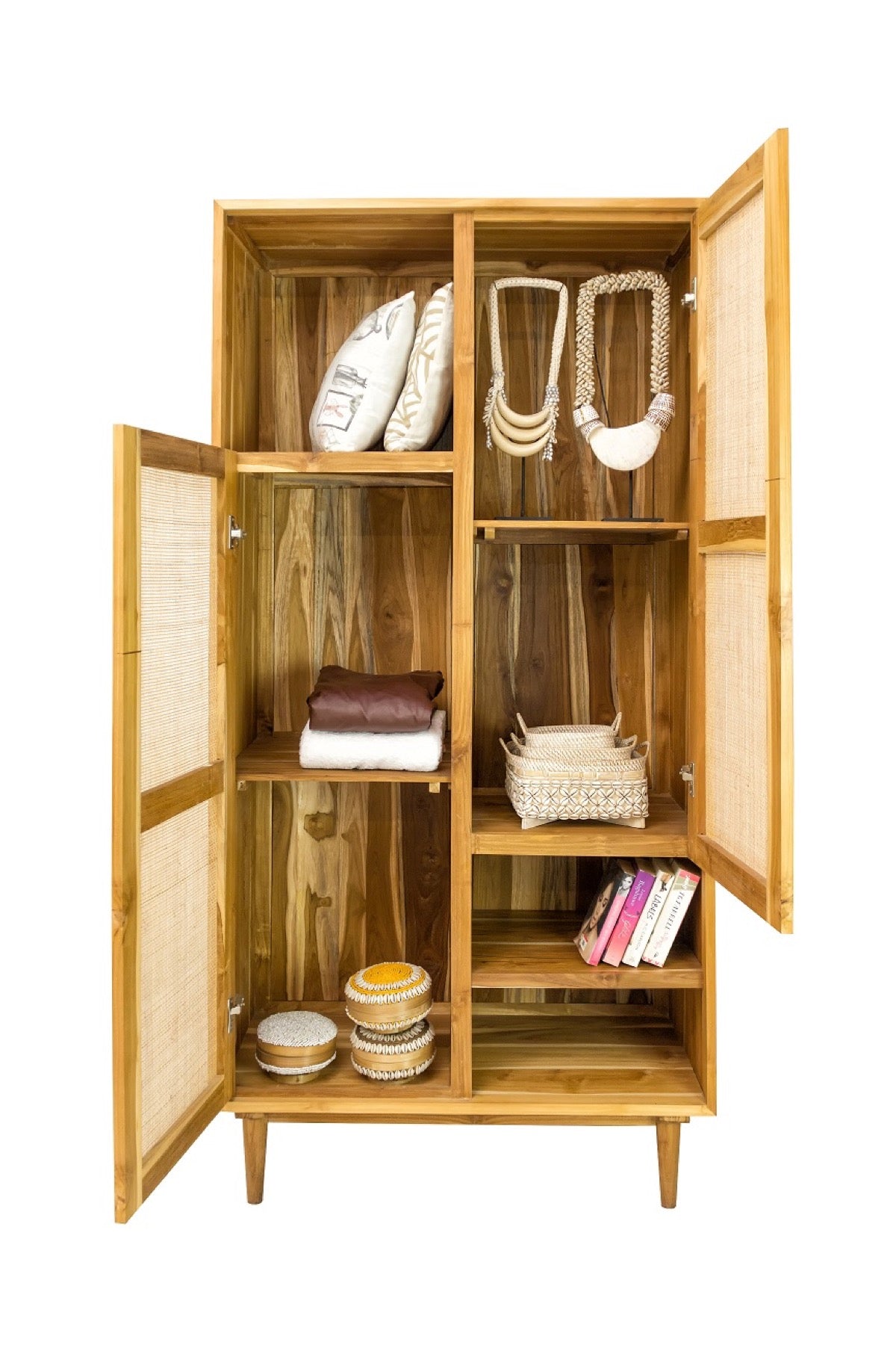 Chapung Eiffel Wardrobe