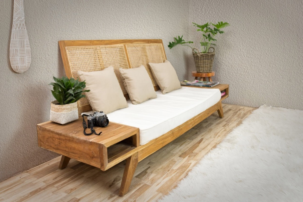 Eiffel Bench With White Cushion