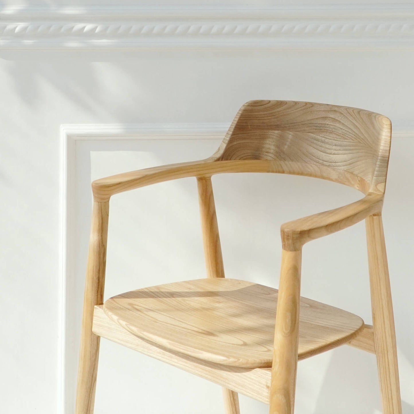 Bali Furniture – Kennedy Armchair With White Cushion