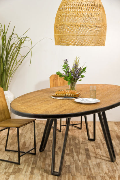 Country table by BaliSouk – boho furniture made in Bali