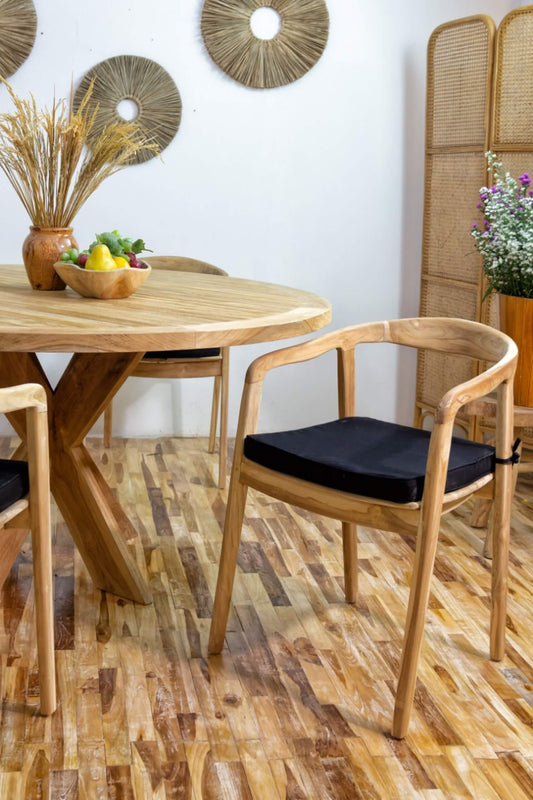 Bali Furniture – Funny Mini Chair With Black Cushion – The Funny Mini Chair With Black Cushion 