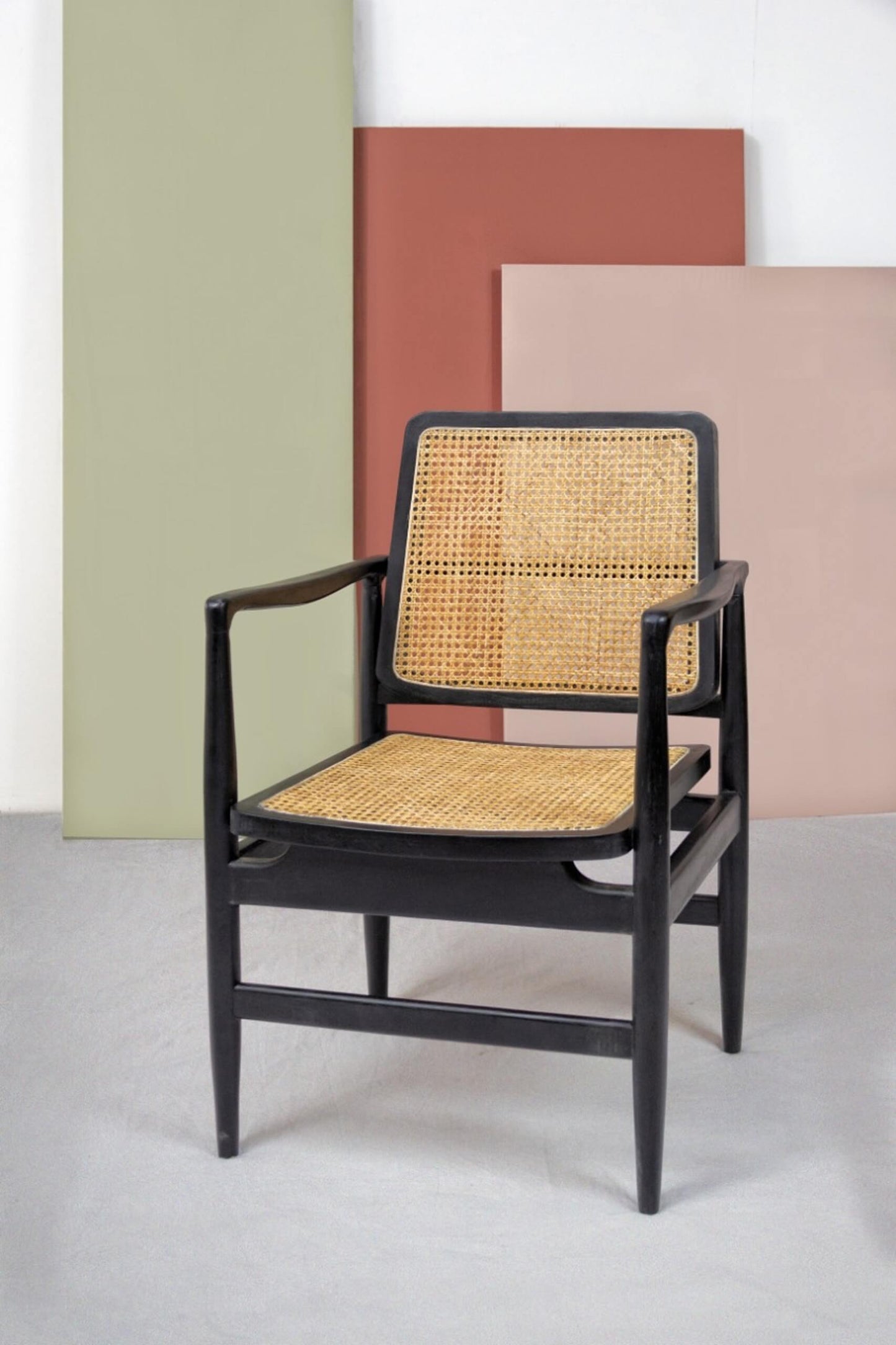 Shaquille Armchair Without Cushion